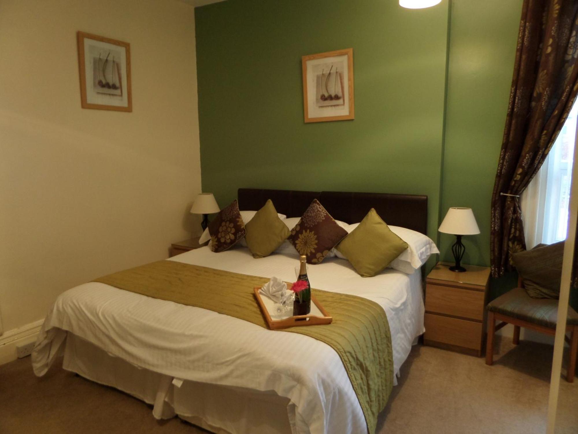 Bed and Breakfast The Grays Blackpool Exterior foto